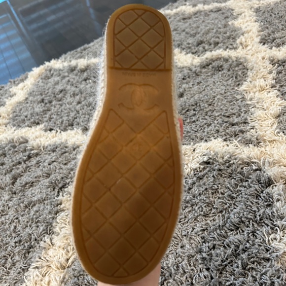 Chanel white glitter tinsel espadrilles size 36 - Picture 2 of 2